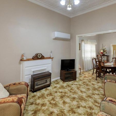 Charles Rasp Motor Inn & Cottages Broken Hill Exterior foto